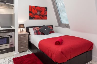 Queens Terrace, City Centre, Southampton - Image 2